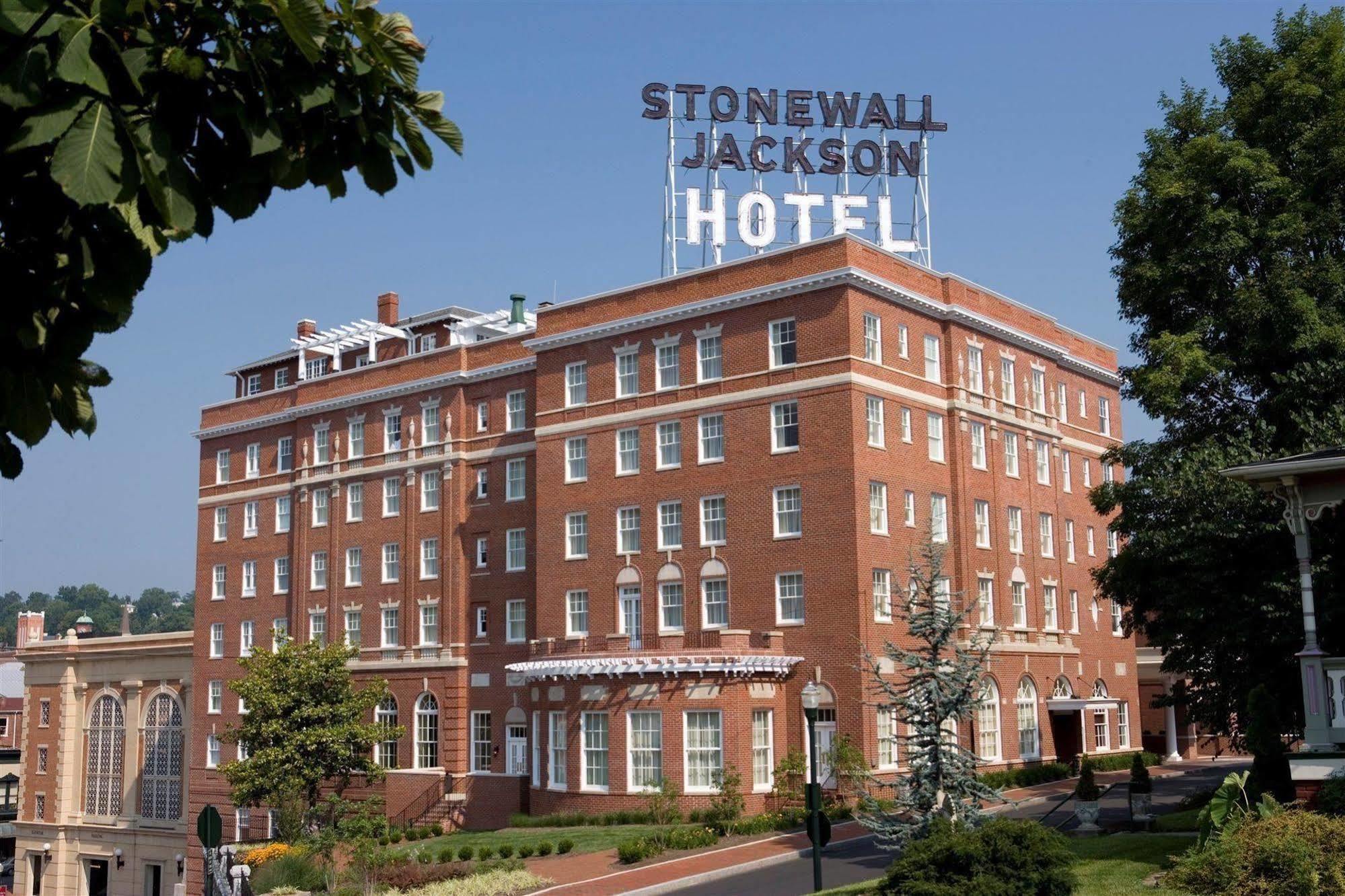 Hotel 24 South Staunton Exterior photo
